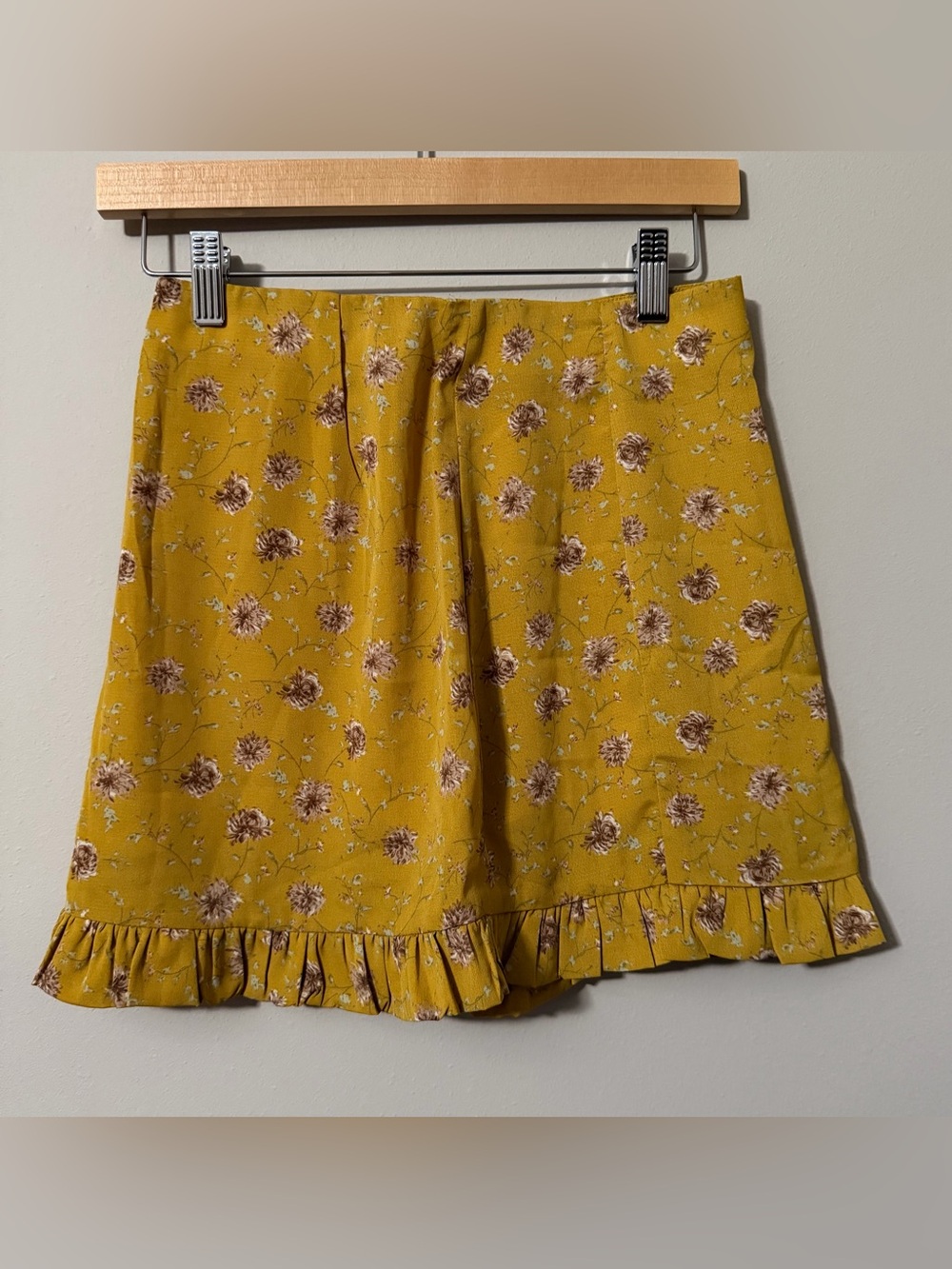 Altar’d State Yellow Floral Ruffle Hem Mini  Skirt Size Small S Cottagecore